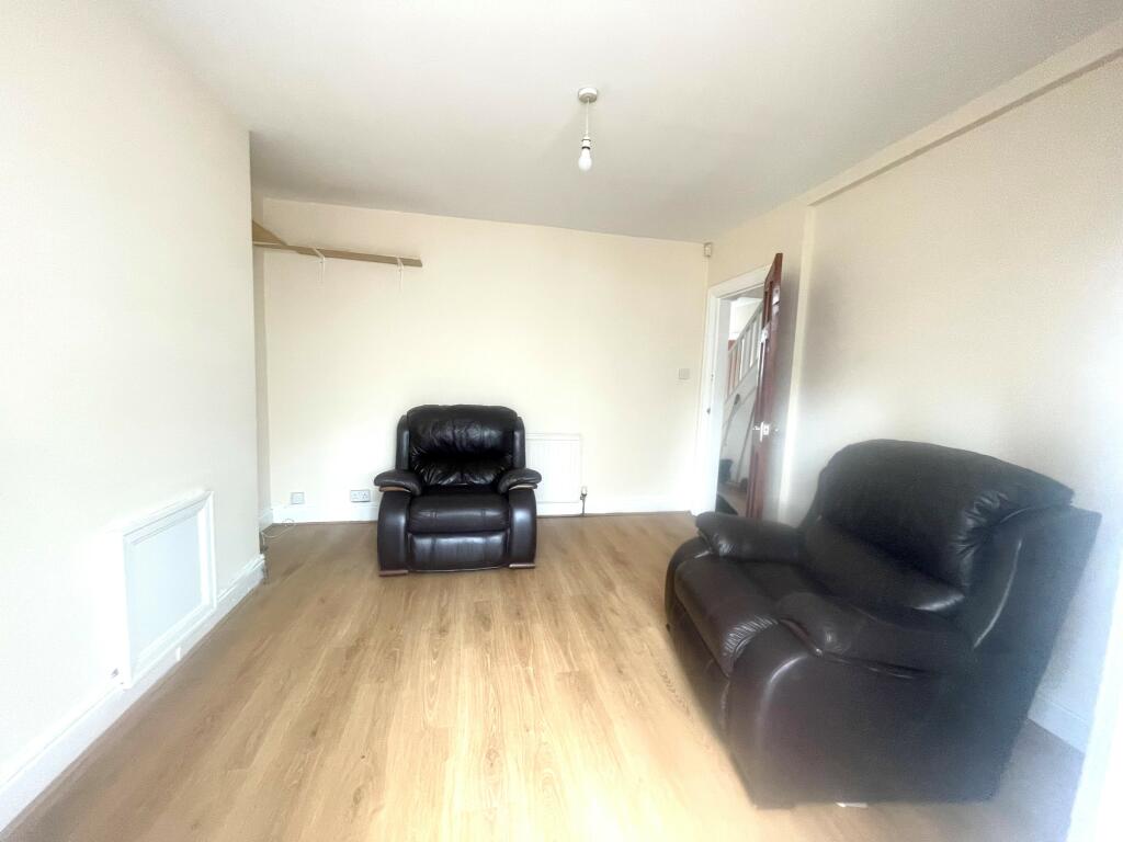 4 bedroom house for rent in Mauldeth Road, Withington, M20 4NH, M20