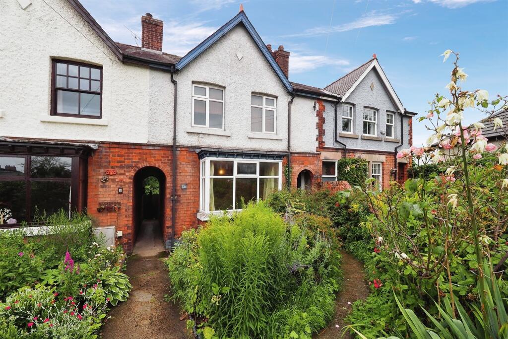 3 bedroom terraced house for sale in Windmill Lane, Belper, DE56