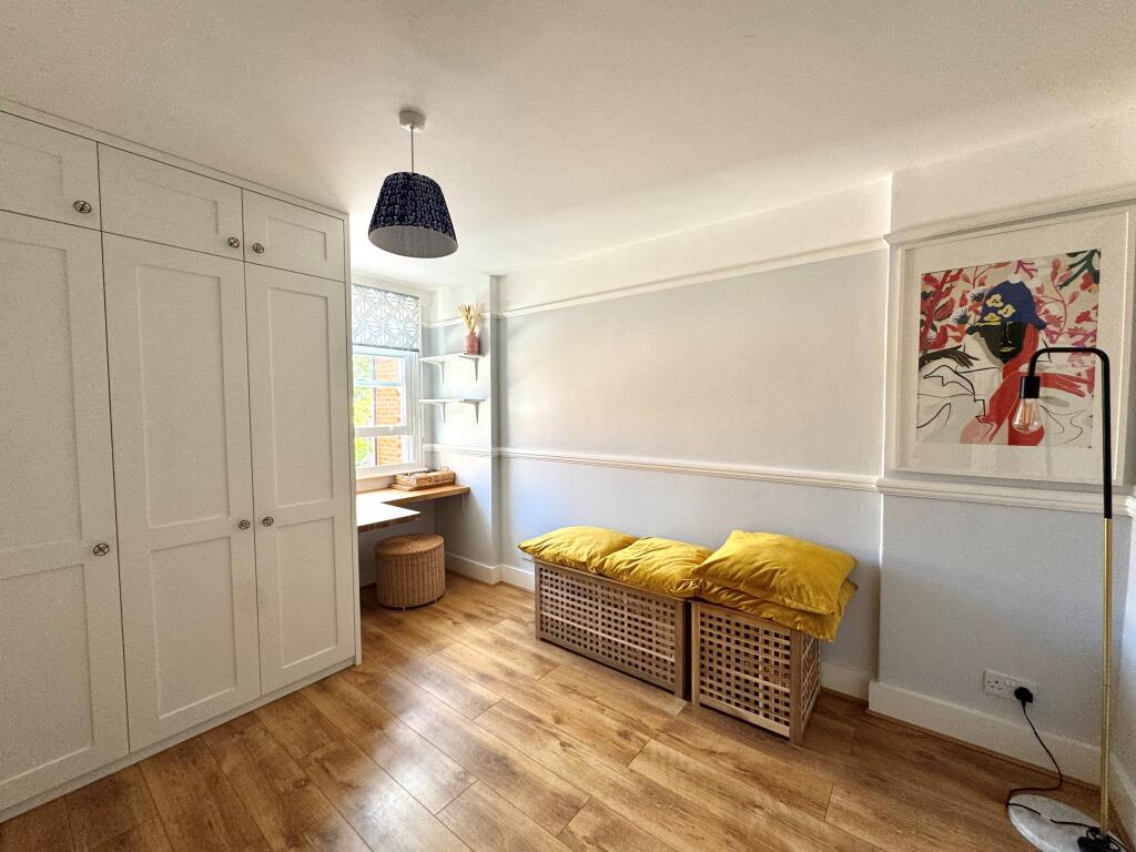 Main image of property: Quadrant Road, Thorton Heath, CR7