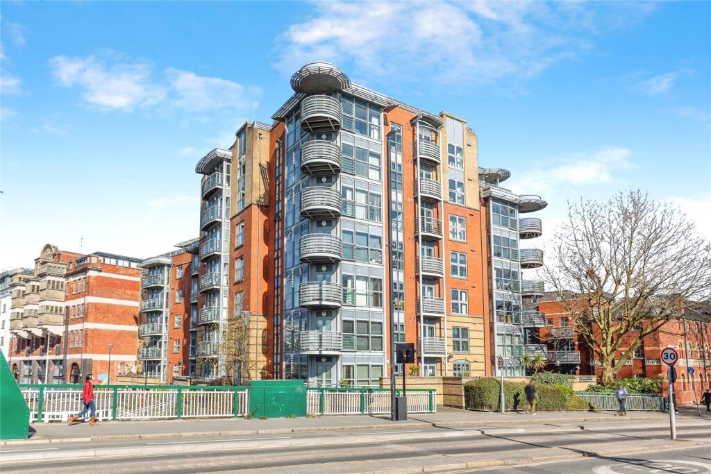 Main image of property: Redcliff Backs, Bristol, BS1