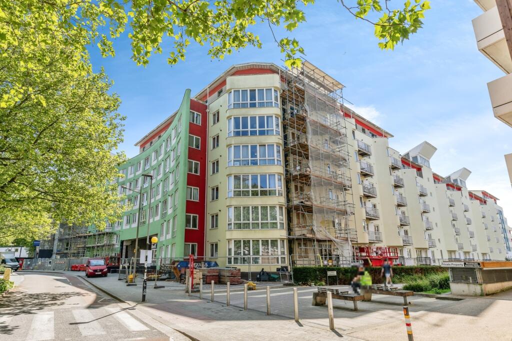 Main image of property: The Crescent, Hannover Quay, Bristol, BS1