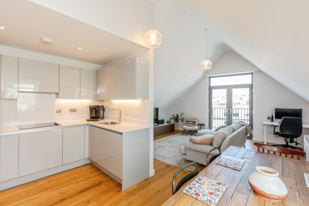 Main image of property: The Gateway, BRISTOL, BS1