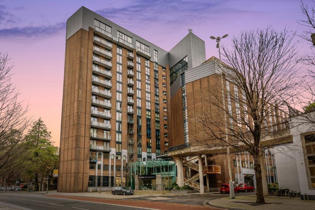 Main image of property: Lewins Mead, Bristol, BS1