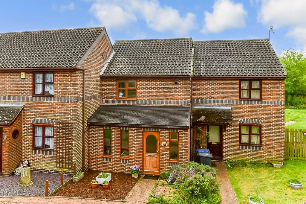 2 bedroom terraced house for sale in Starle Close, Canterbury, Kent, CT1