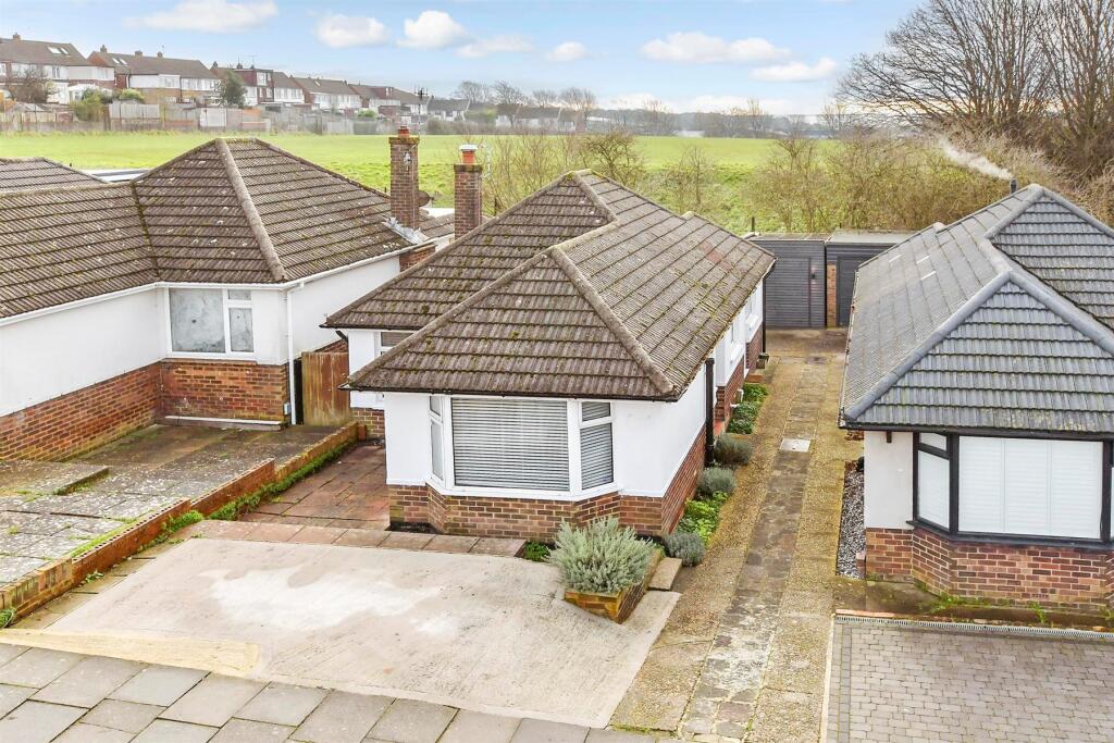 Additional property image - Graham Crescent, Portslade, Brighton, East Sussex