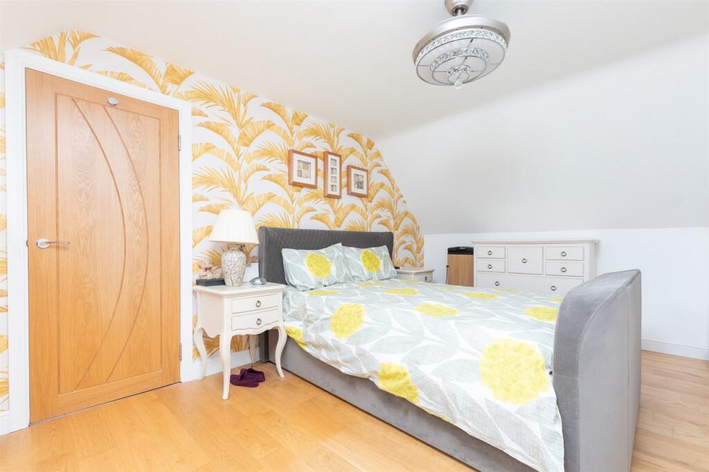 Additional property image - Rhododendron Avenue, Meopham, Kent