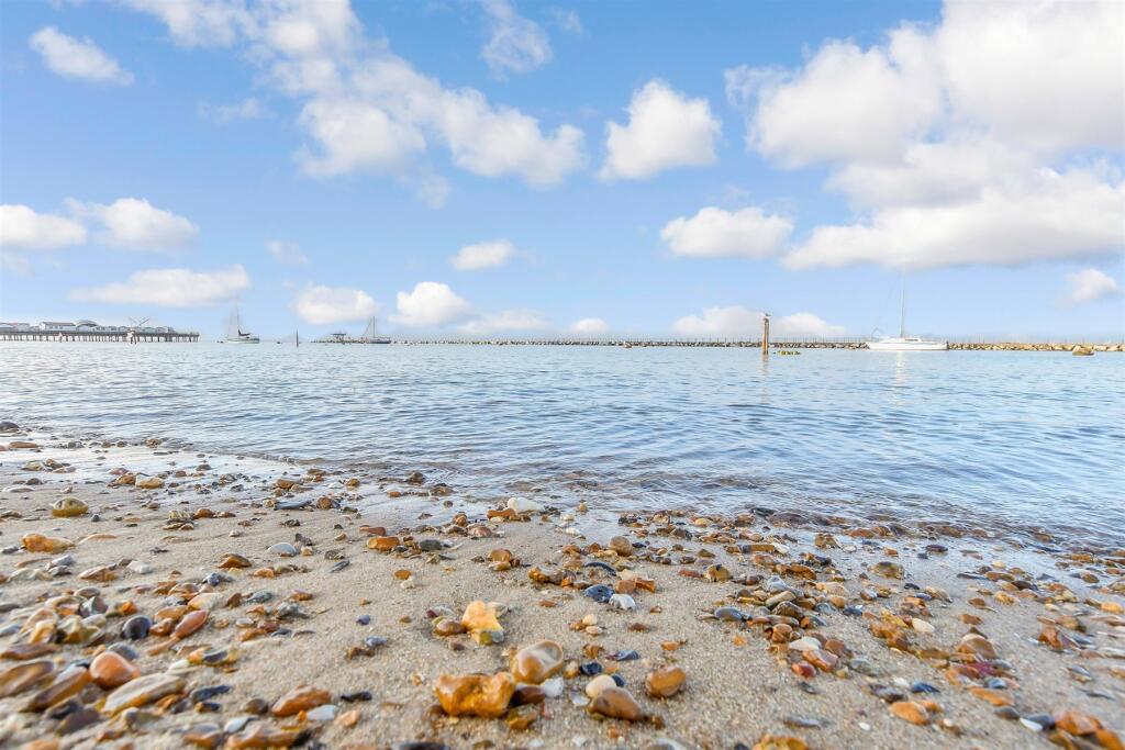 Additional property image - Central Parade, Herne Bay, Kent