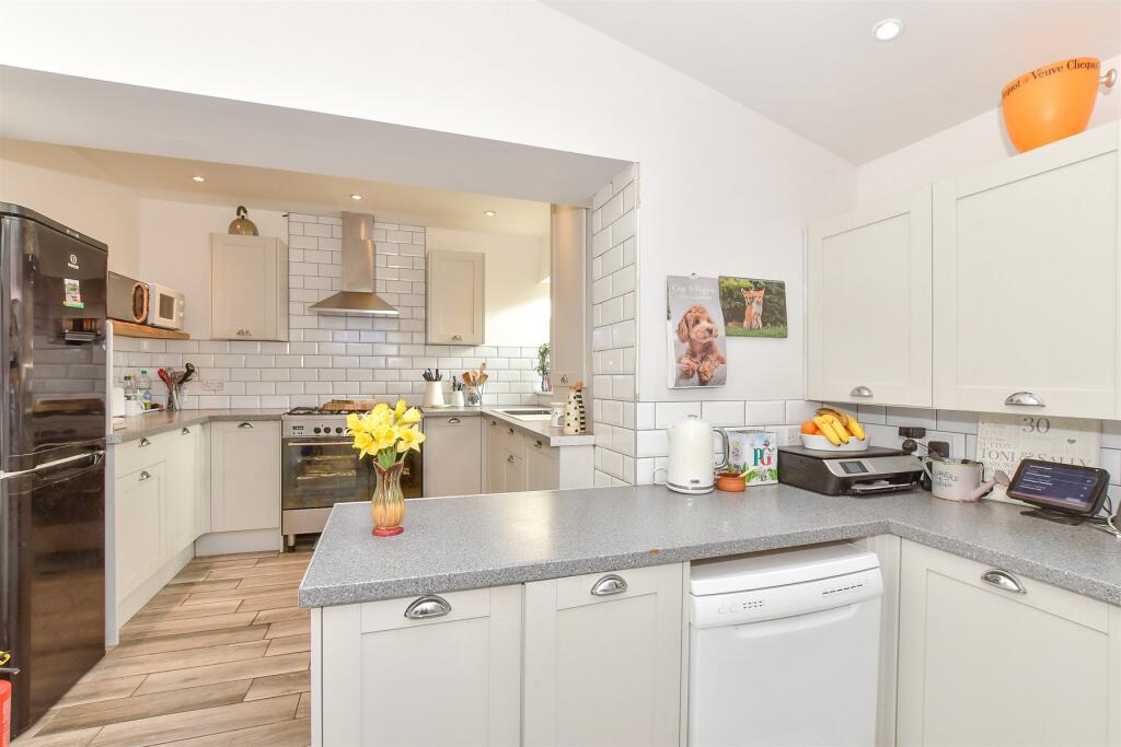 Additional property image - Central Parade, Herne Bay, Kent
