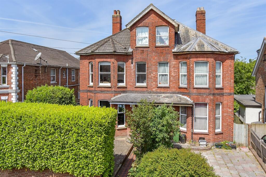 Main image of property: Upper Grosvenor Road, Tunbridge Wells, Kent