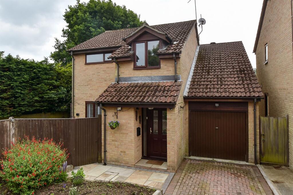 Main image of property: Coldharbour Close, Crowborough, East Sussex