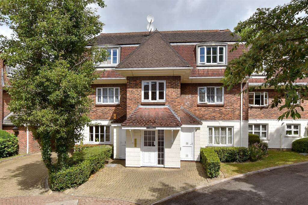 Main image of property: North Parade, North Parade, Horsham, West Sussex