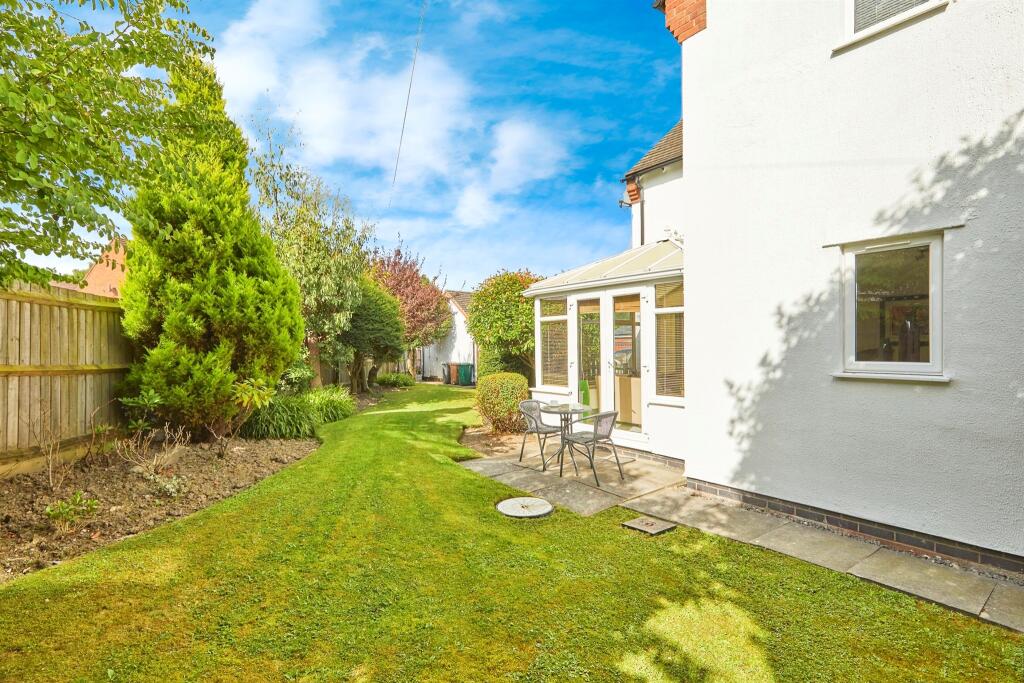 Additional property image - Buckingham Drive, Church Gresley, Swadlincote