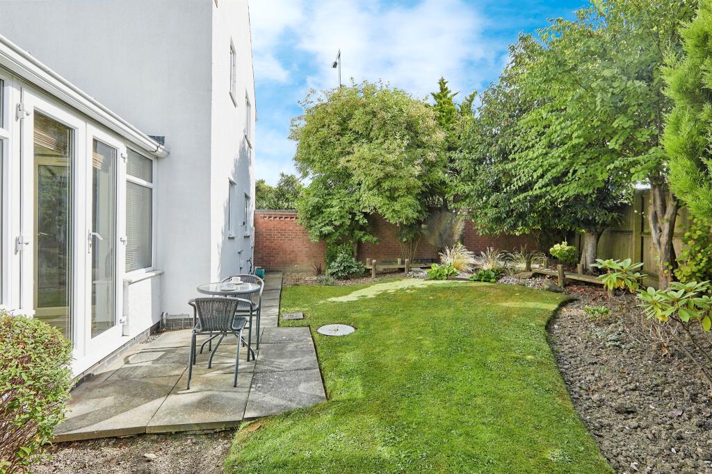 Additional property image - Buckingham Drive, Church Gresley, Swadlincote