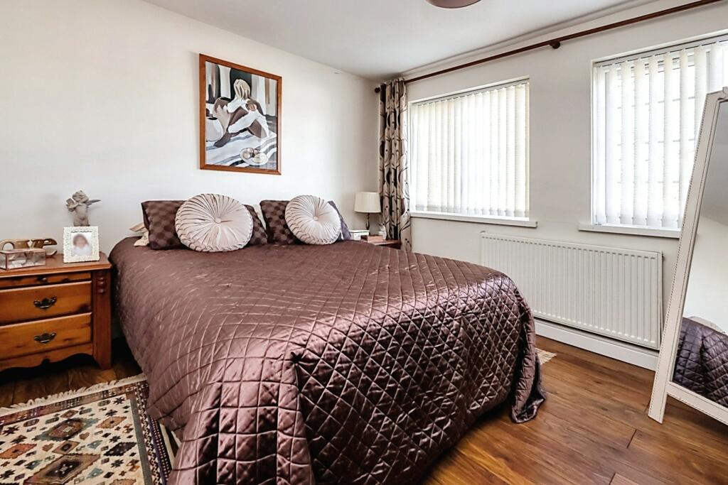 3 bedroom end of terrace house for sale in Auckland Drive, Birmingham, B36