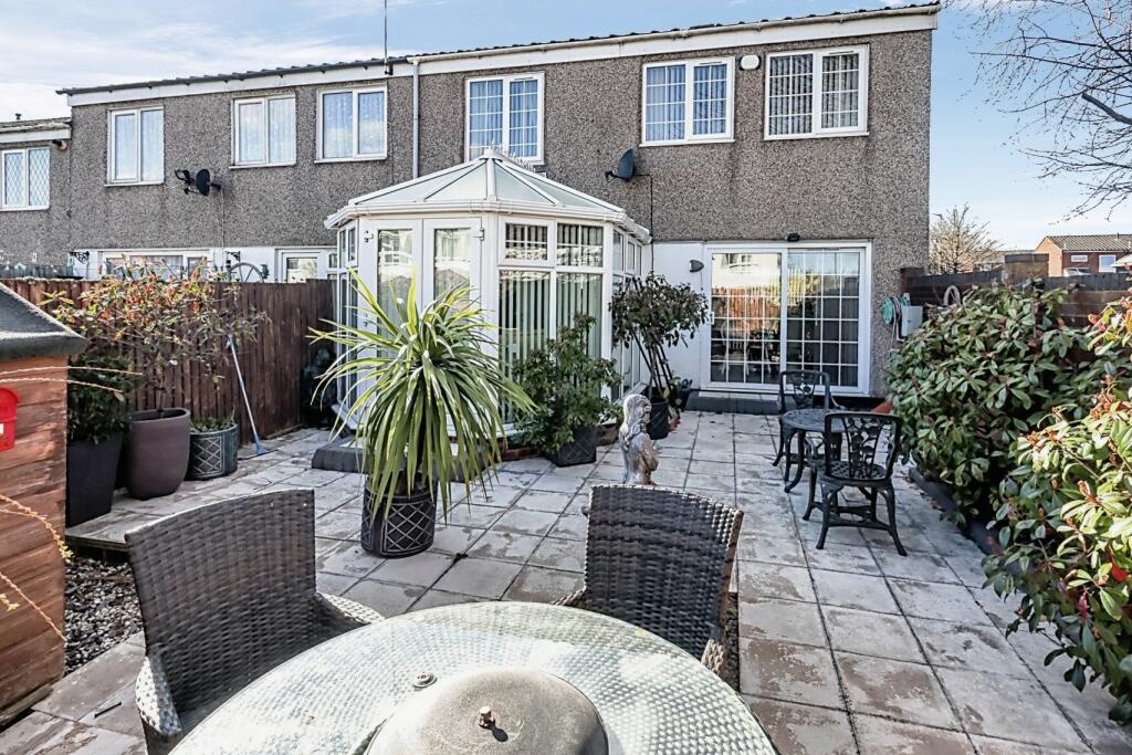 3 bedroom end of terrace house for sale in Auckland Drive, Birmingham, B36