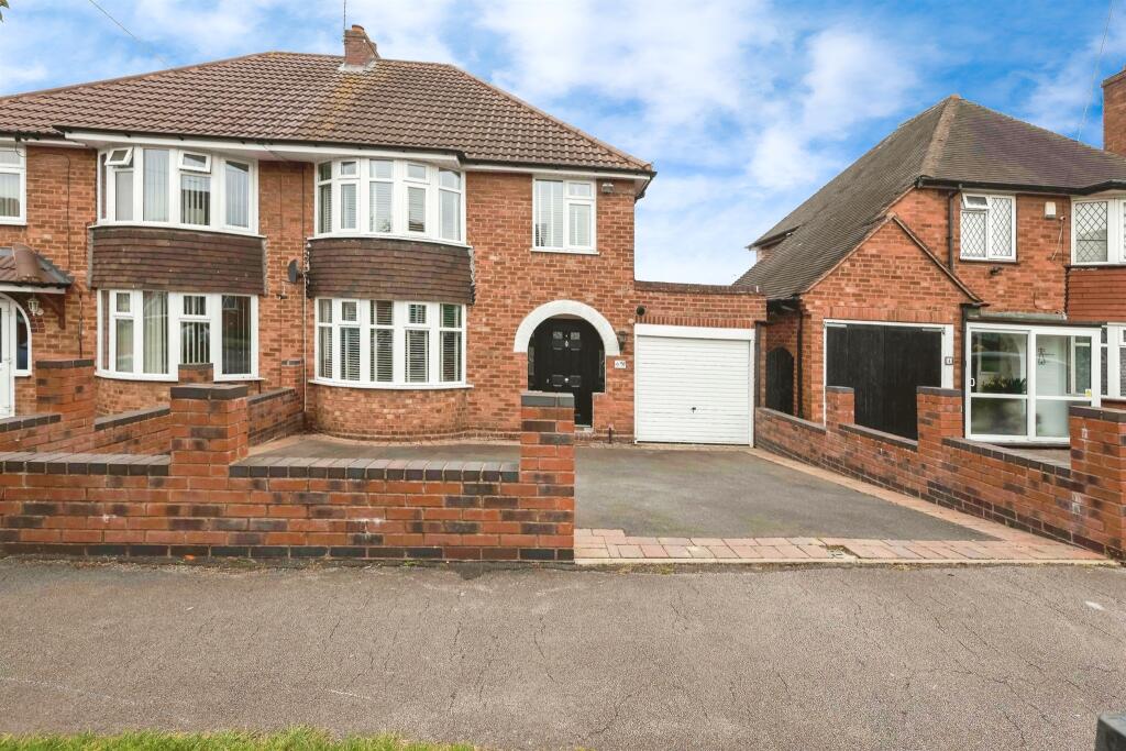3 bedroom semidetached house for sale in Clifton Road, Castle Bromwich
