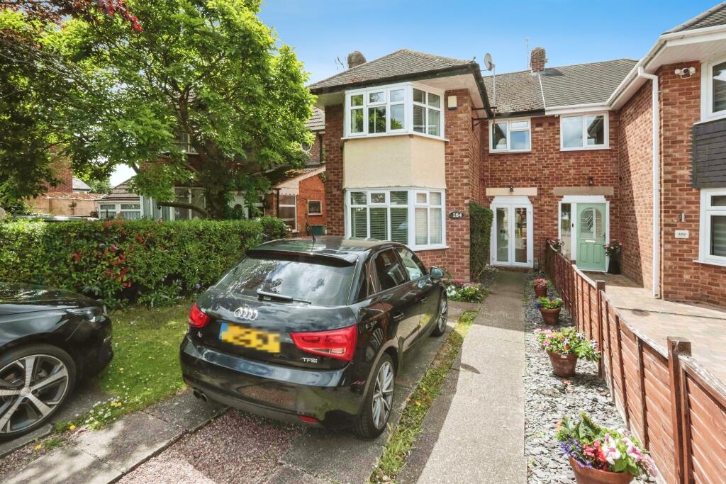 3 bedroom semidetached house for sale in Elmdon Lane, Marston Green