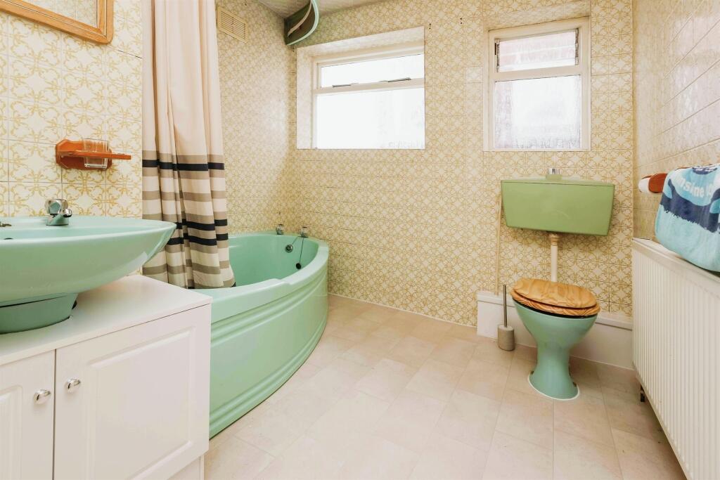 Additional property image - Shrewley Crescent, Birmingham