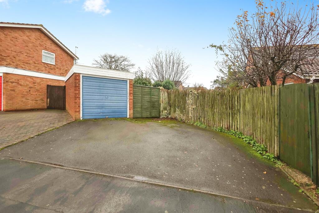 Additional property image - Rivermead Park, Birmingham