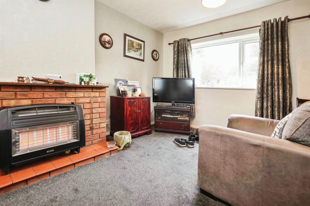 Additional property image - Collingbourne Avenue, Birmingham