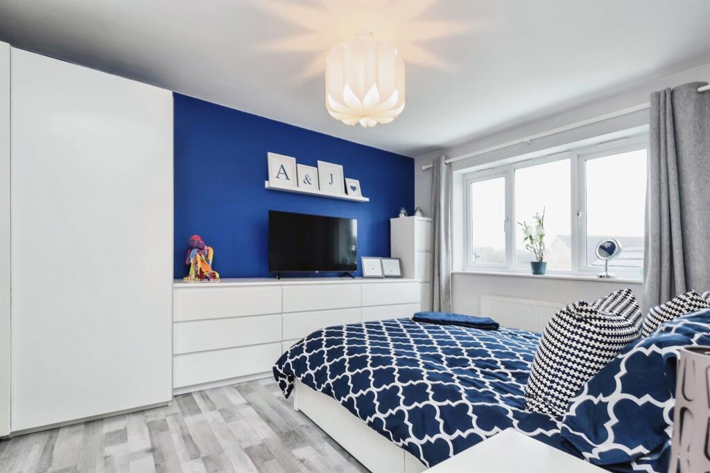 Additional property image - Hawksworth Crescent, Chelmsley Wood, Birmingham