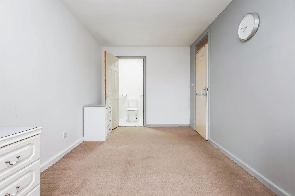 Additional property image - Auckland Drive, Birmingham