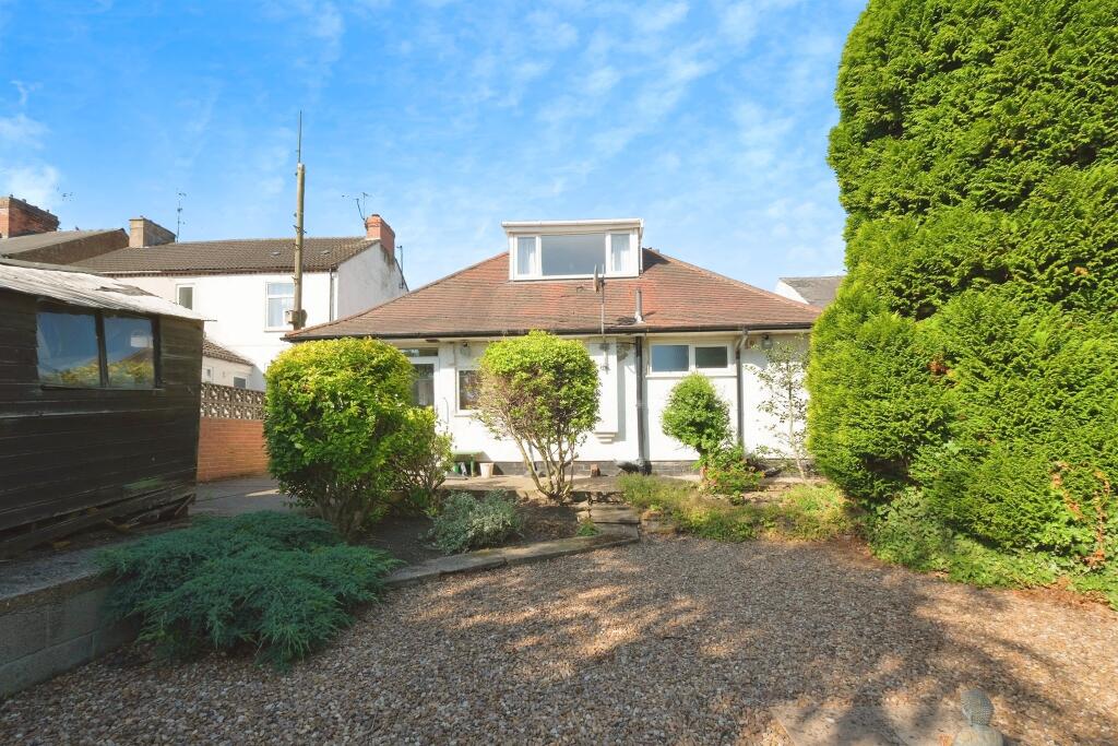 Main image of property: Lynncroft, Eastwood, Nottingham