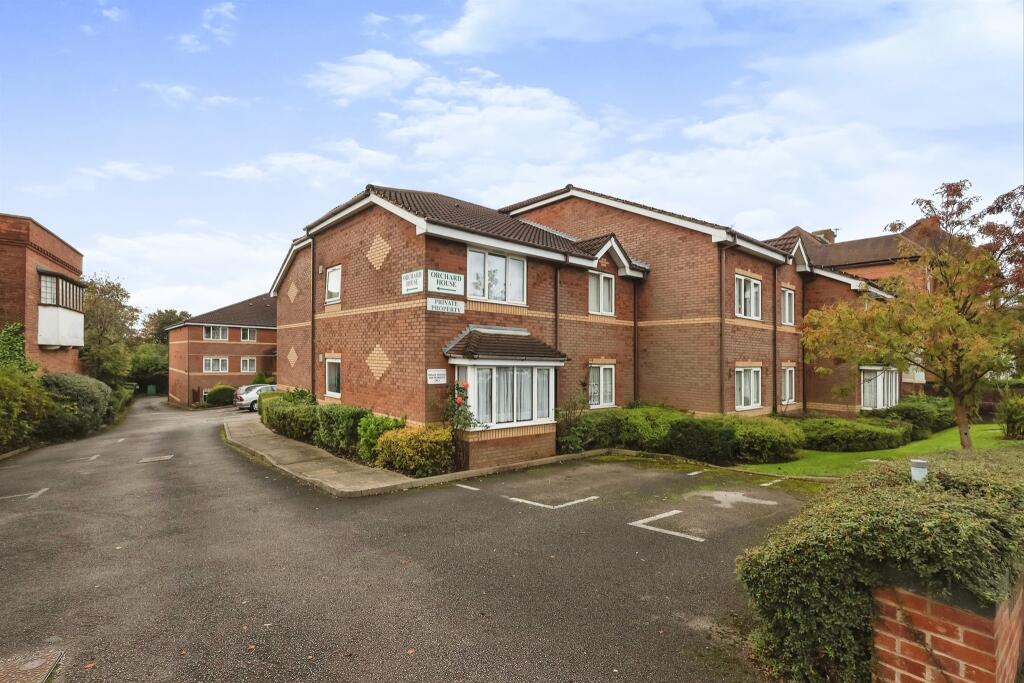 2 bedroom apartment for sale in Orphanage Road, Birmingham, B24