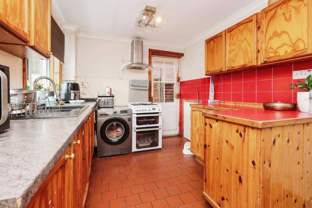 Additional property image - Farndon Way, BIRMINGHAM