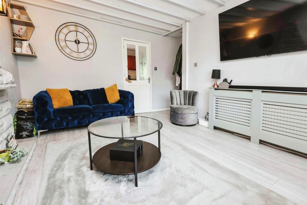 Additional property image - Farndon Way, BIRMINGHAM