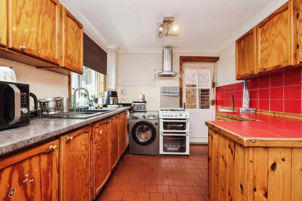Additional property image - Farndon Way, BIRMINGHAM