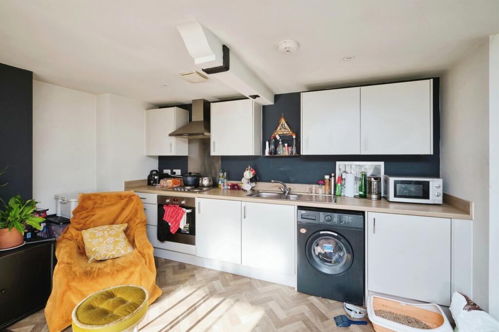 Additional property image - Wilberforce Way, Birmingham