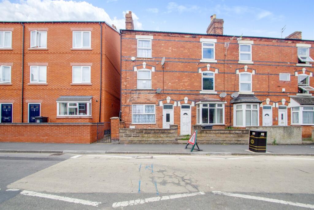 2 bedroom terraced house for sale in Cotmanhay Road, Ilkeston, DE7