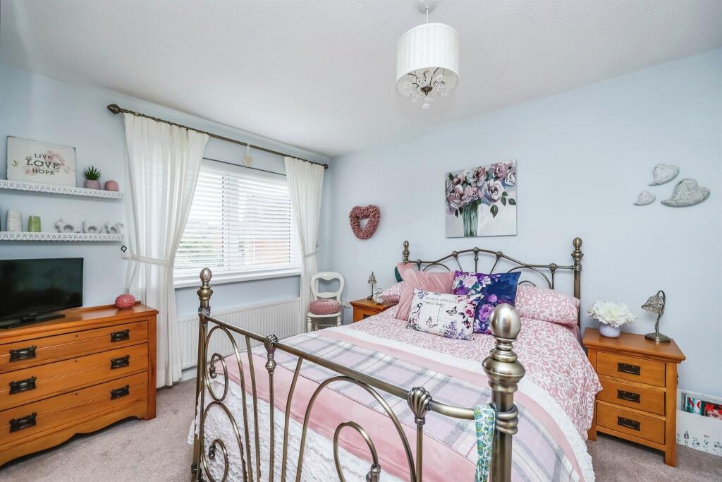 Additional property image - Holme Close, Ilkeston