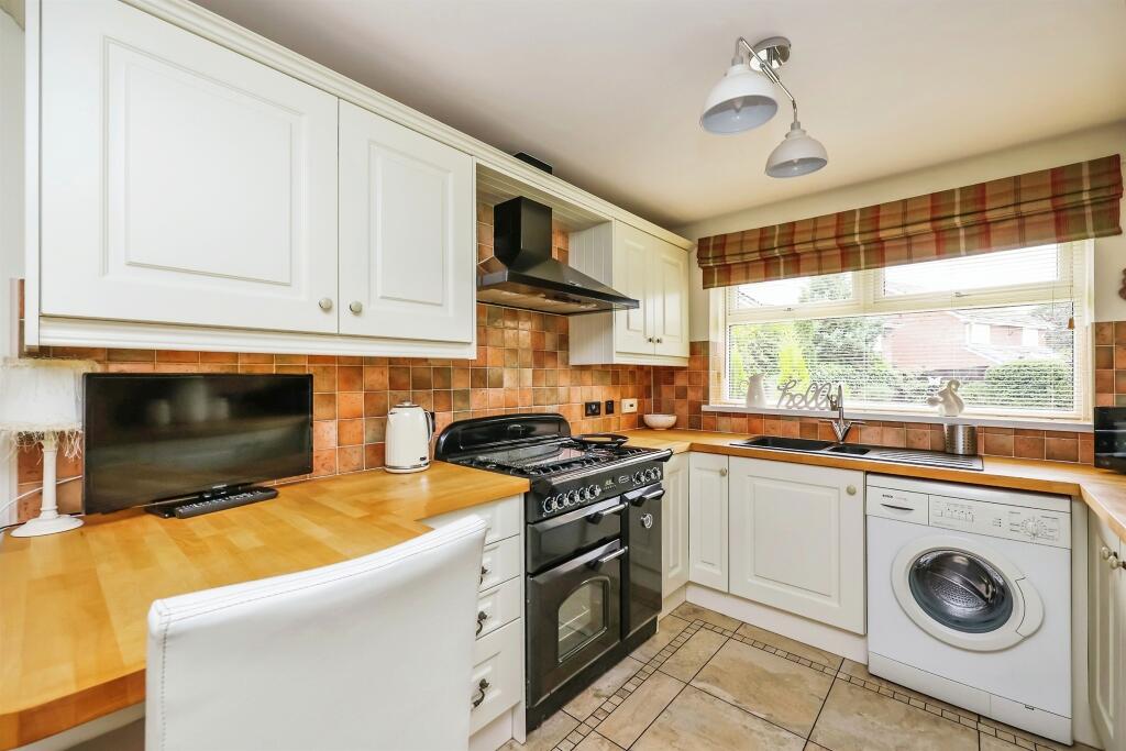 Additional property image - Holme Close, Ilkeston
