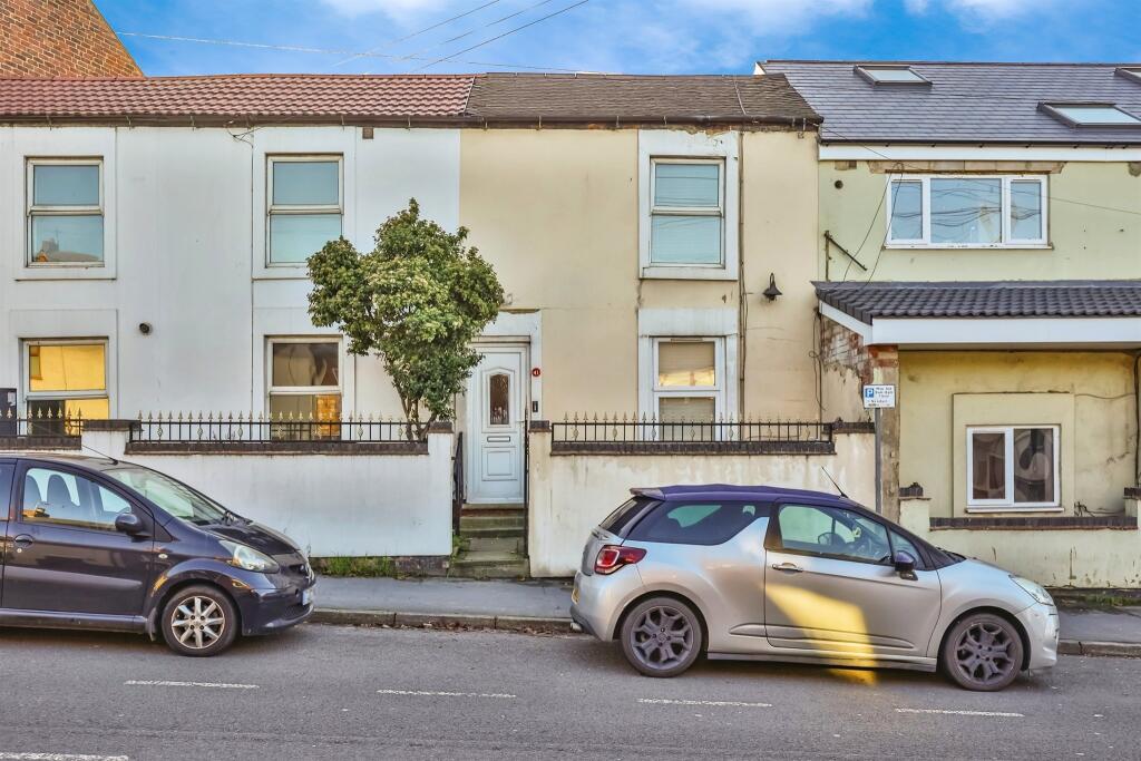 Main image of property: High Street, Heanor