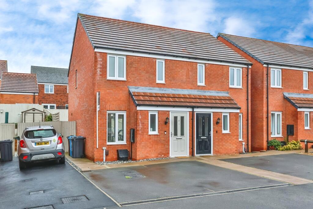 Main image of property: Wash Meadow Close, Ilkeston