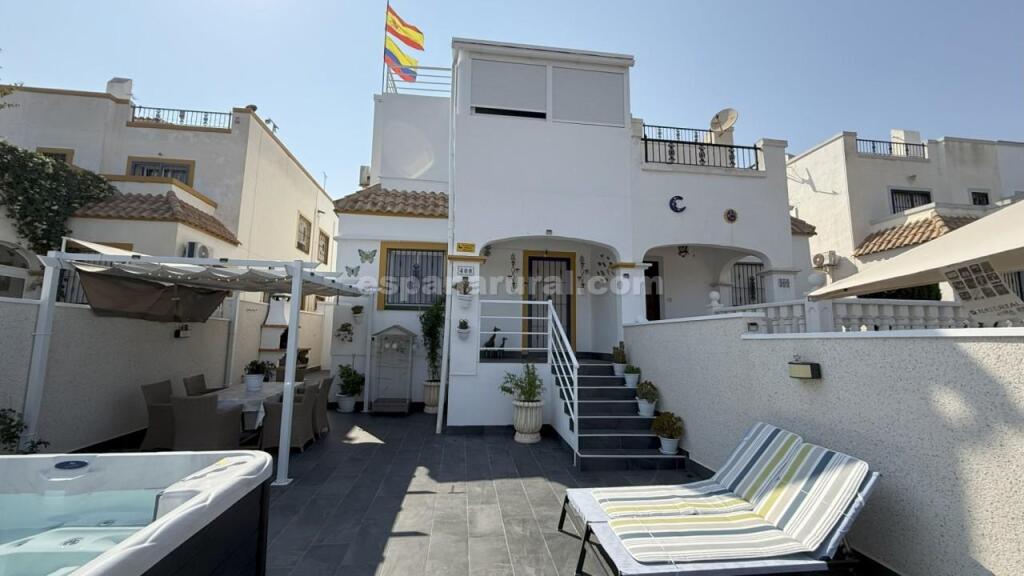Main image of property: Valencia, Alicante