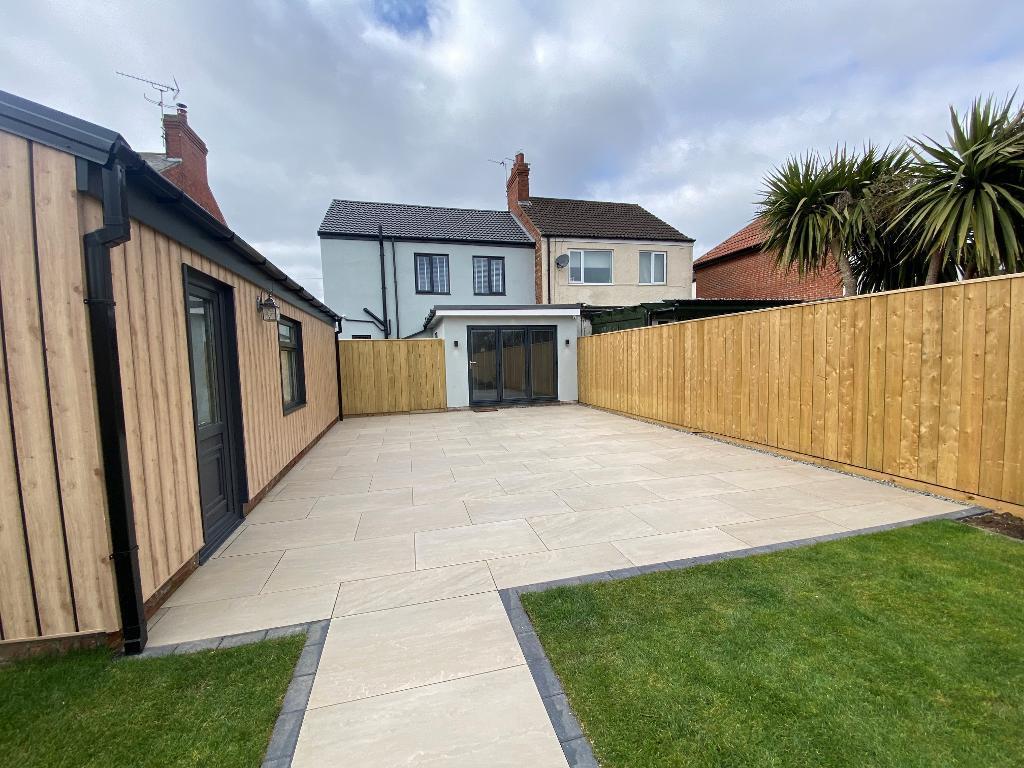 Main image of property: Golf Links Road, HULL, HU6 8RA