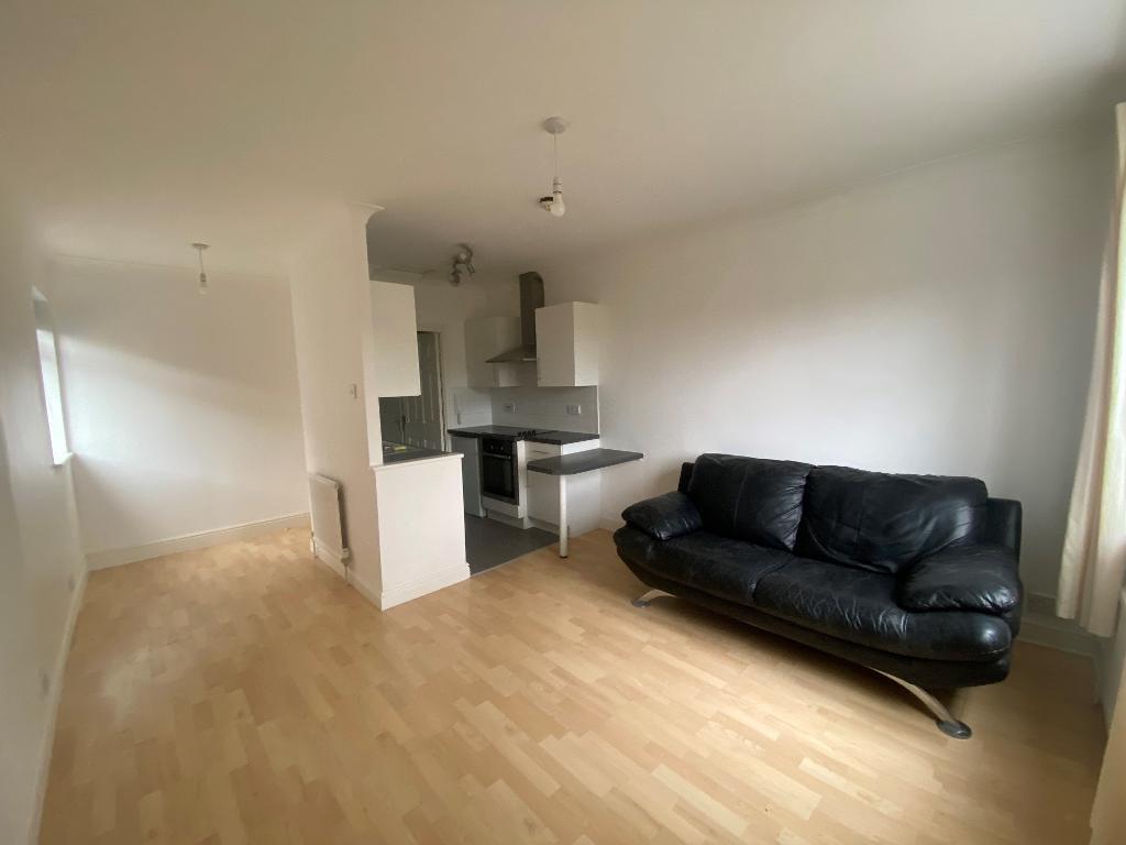 Main image of property: Anlaby Rd, HULL, HU3 6EN