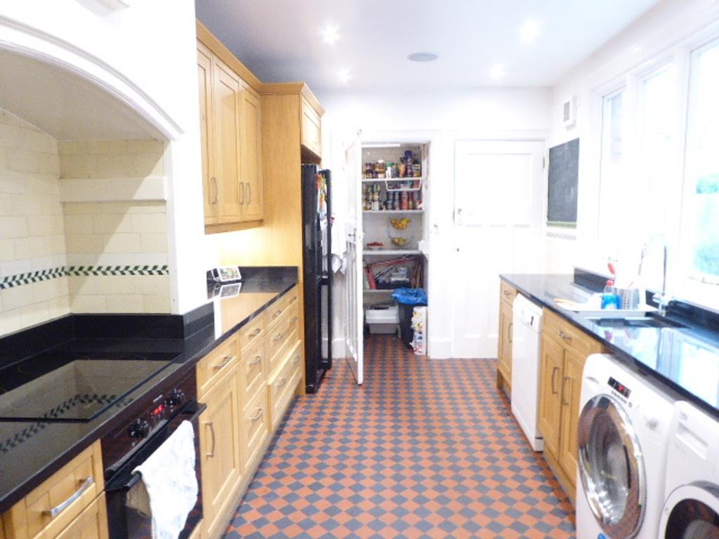 4 bedroom house for sale in Victoria Avenue, Hull, HU5 3DT, HU5