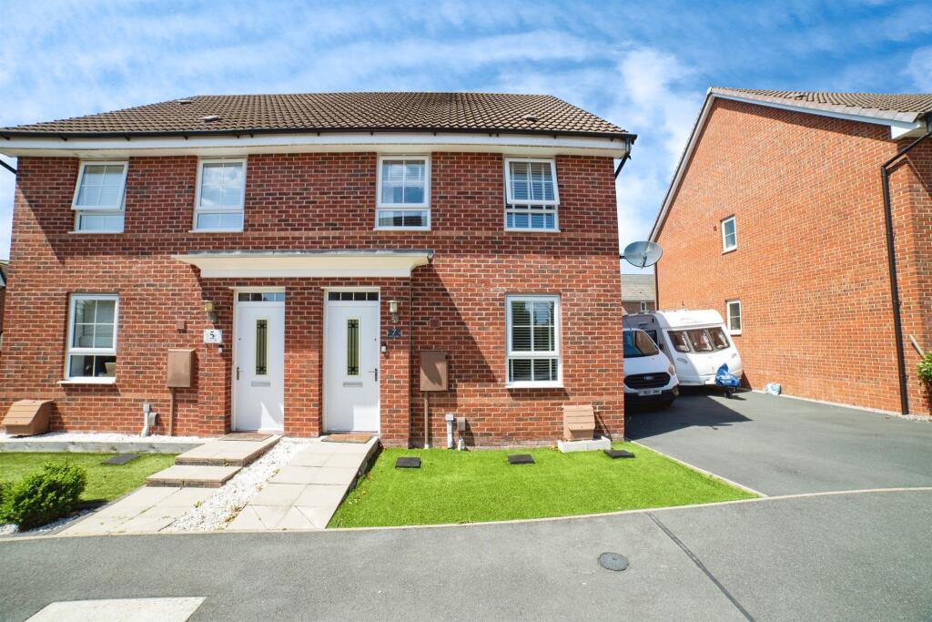 Main image of property: Bond Close, Mansfield Woodhouse, MANSFIELD
