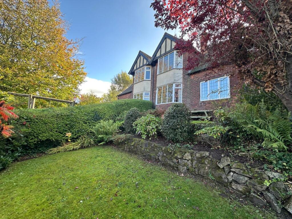 Main image of property: Peafield Lane, Mansfield Woodhouse, Mansfield