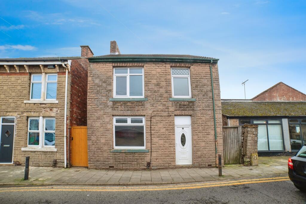 Main image of property: Warsop Road, Mansfield Woodhouse, Mansfield
