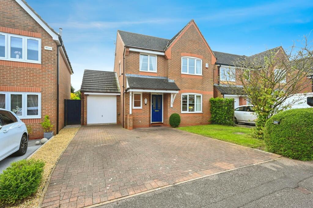4 bedroom detached house for sale in Pargate Close, Marehay, Ripley, DE5