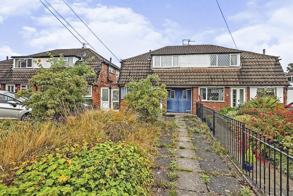 3 bedroom semidetached house for sale in Quinton Close, Solihull, B92