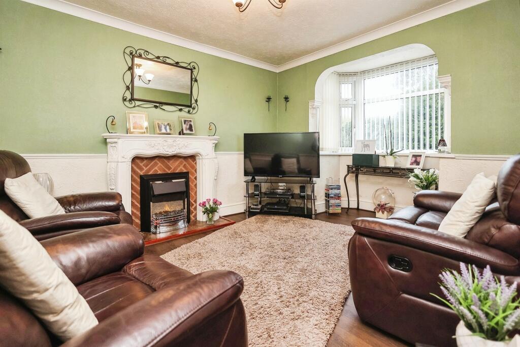Additional property image - Redthorn Grove, Birmingham