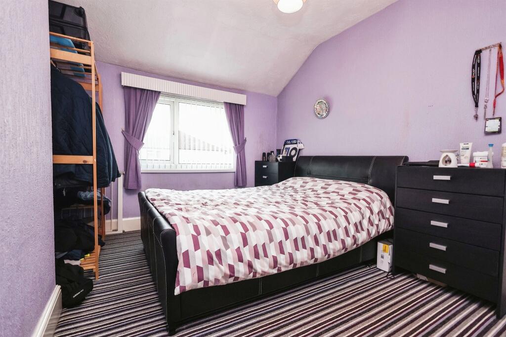 Additional property image - Redthorn Grove, Birmingham