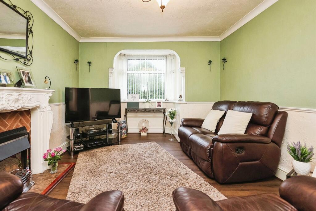 Additional property image - Redthorn Grove, Birmingham