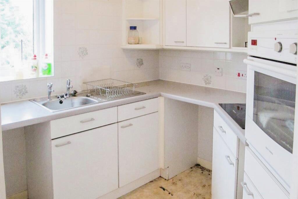 Additional property image - Old Lode Lane, Solihull
